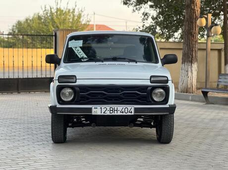 LADA (VAZ) Niva