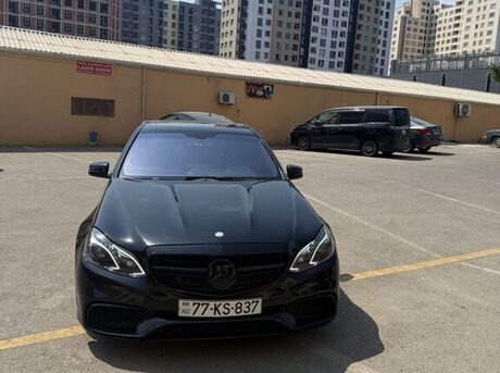 Mercedes E 220