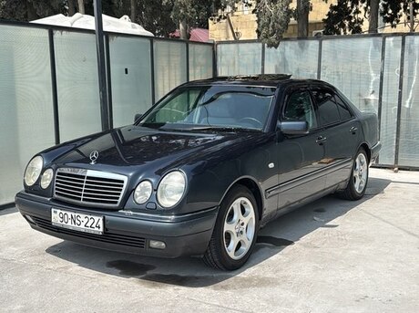 Mercedes E 240 1999