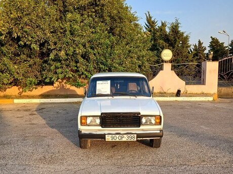 LADA (VAZ) 2107