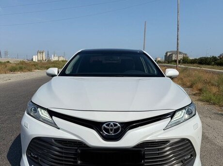 Toyota Camry 2018
