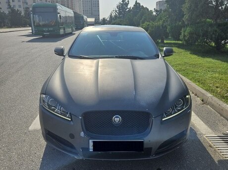 Jaguar XF 2011
