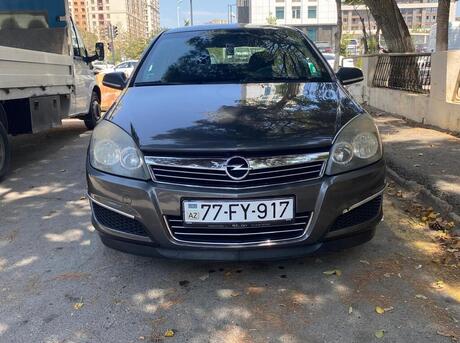 Opel Astra 2009