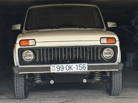 LADA (VAZ) Niva 2012