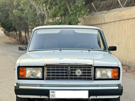 LADA (VAZ) 2107