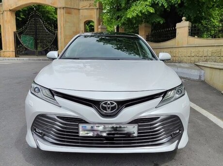 Toyota Camry 2018