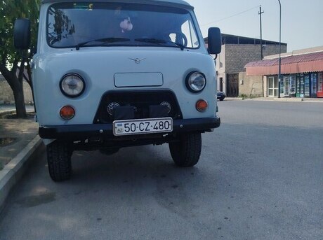 UAZ 452