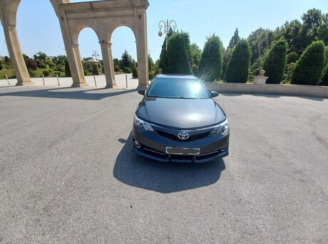 Toyota Camry 2012
