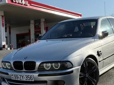 BMW 523 2000