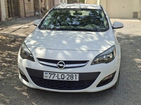 Opel Astra 2016