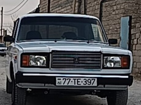 LADA (VAZ) 2107