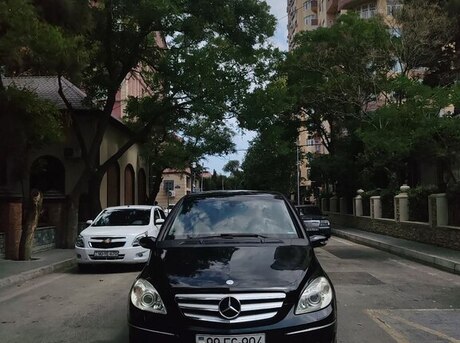 Mercedes B 170