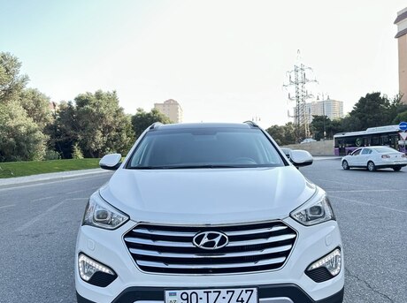 Hyundai Grand Santa Fe
