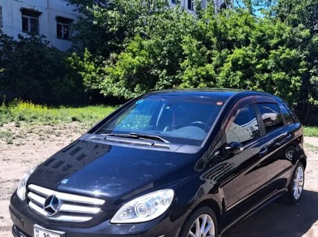 Mercedes B 170