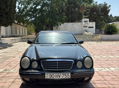 Mercedes E 240 2000