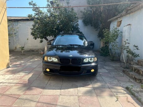 BMW 325 2001