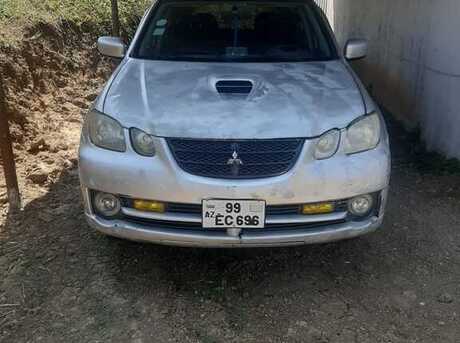 Mitsubishi Airtrek 2003