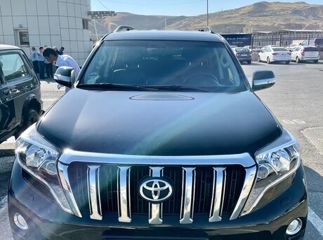 Toyota Land Cruiser Prado 2014