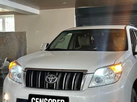 Toyota Land Cruiser Prado 2010