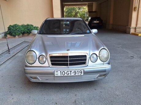 Mercedes E 240 1997