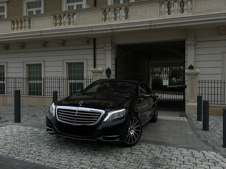 Mercedes S 400