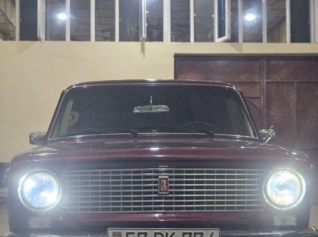 LADA (VAZ) 21013 1985