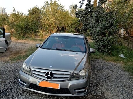 Mercedes C 250 2012