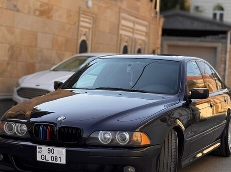 BMW 525