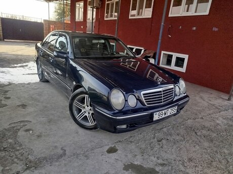 Mercedes E 240 2000