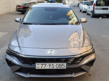 Hyundai Elantra 2024