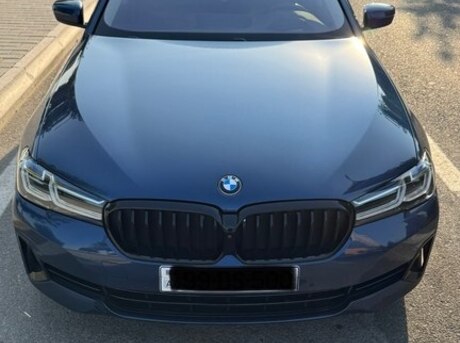 BMW 530e