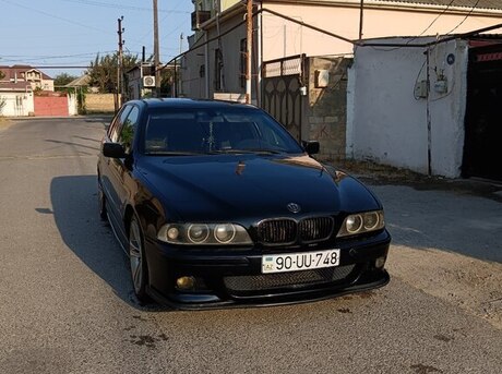 BMW 520