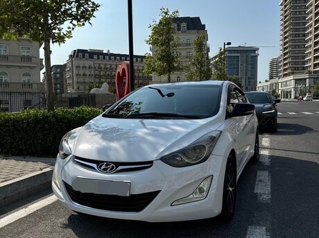 Hyundai Elantra 2011