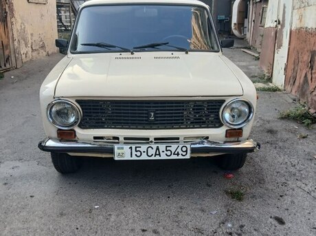 LADA (VAZ) 21011