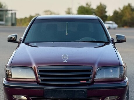 Mercedes C 180