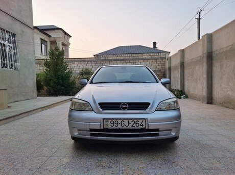 Opel Astra 2002