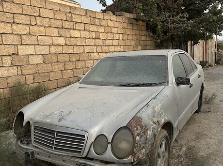 Mercedes E 220 1997