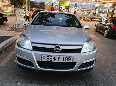 Opel Astra 2004
