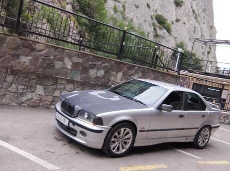 BMW 320 1998
