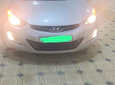 Hyundai Elantra 2015