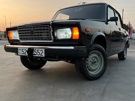 LADA (VAZ) 2107