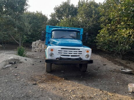 ZIL 130