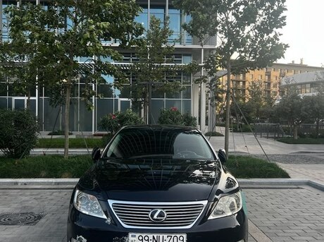 Lexus  2008