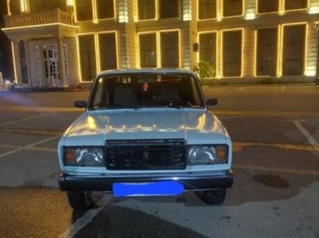 LADA (VAZ) 2107 2001