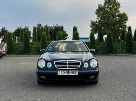 Mercedes E 220 2001