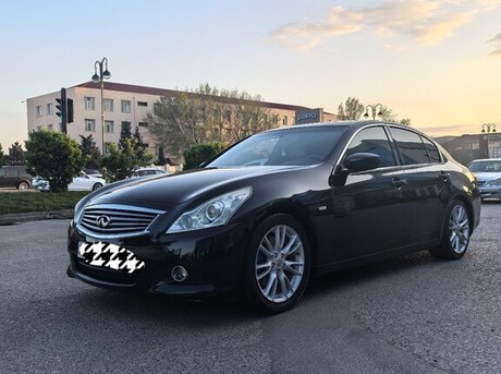 Infiniti G25 2012