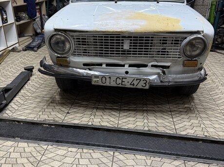 LADA (VAZ) 21013 1984