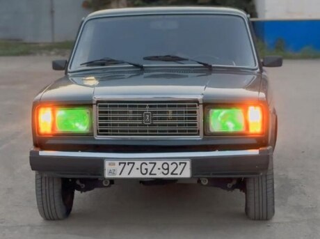 LADA (VAZ) 2107