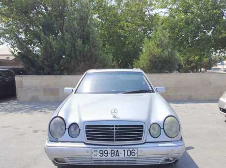 Mercedes E 220 1998