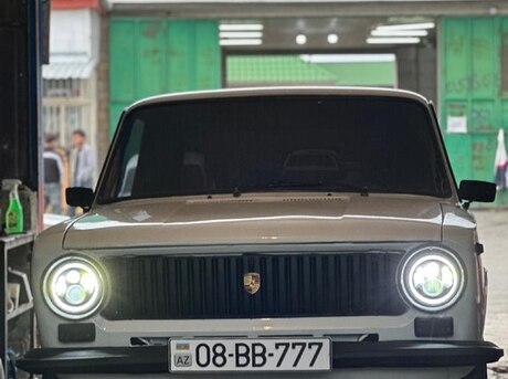 LADA (VAZ) 21011